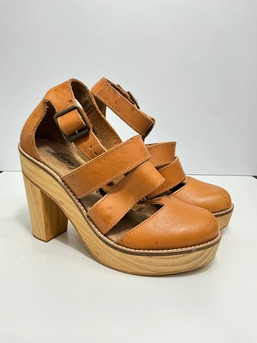 Free People Mix It Up Platform Sandals Cognac Leather Wood Heel Size 7.5